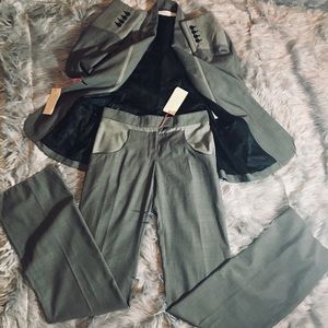 Stella McCartney -2 Piece Suit - Size 8